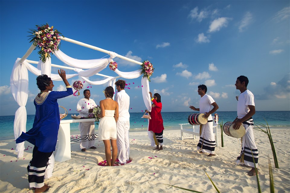 Wedding at Velassaru Maldives