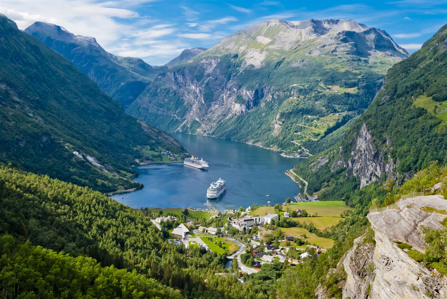 norway cruise best time