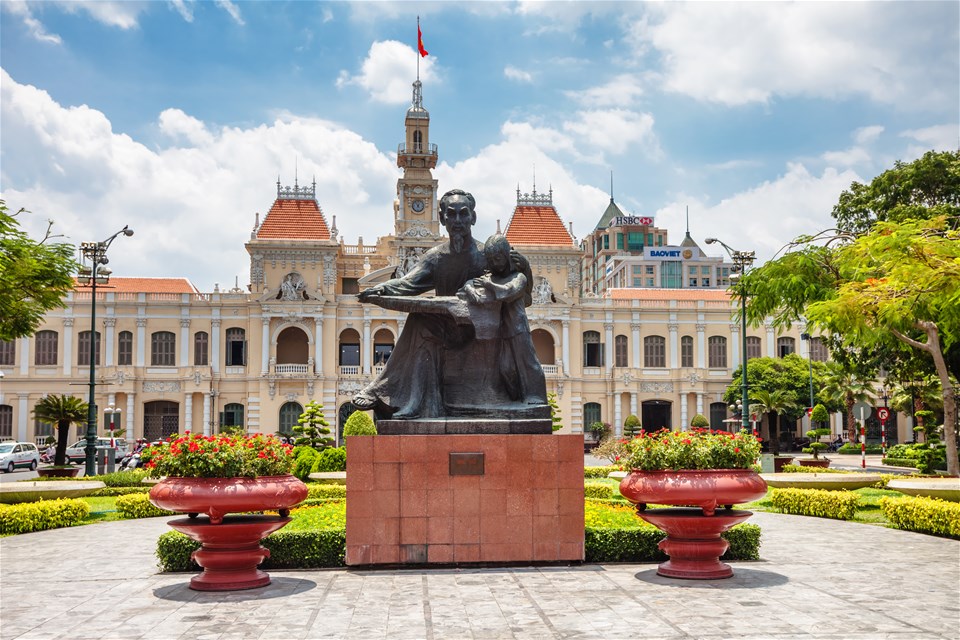 Cu Chi Tunnels & Ho Chi Minh City Tour