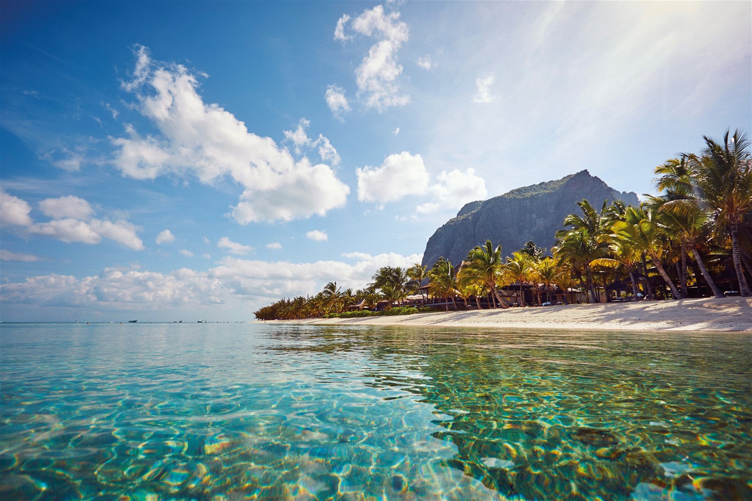 lux-le-morne-mauritius-trailfinders-the-travel-experts