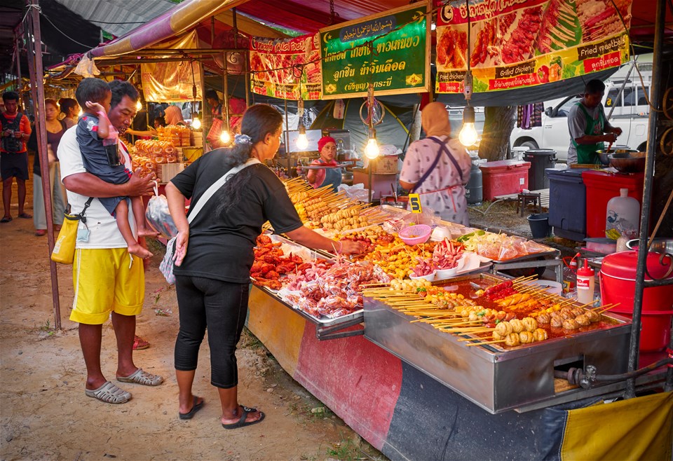 Phuket Street Food Explorer