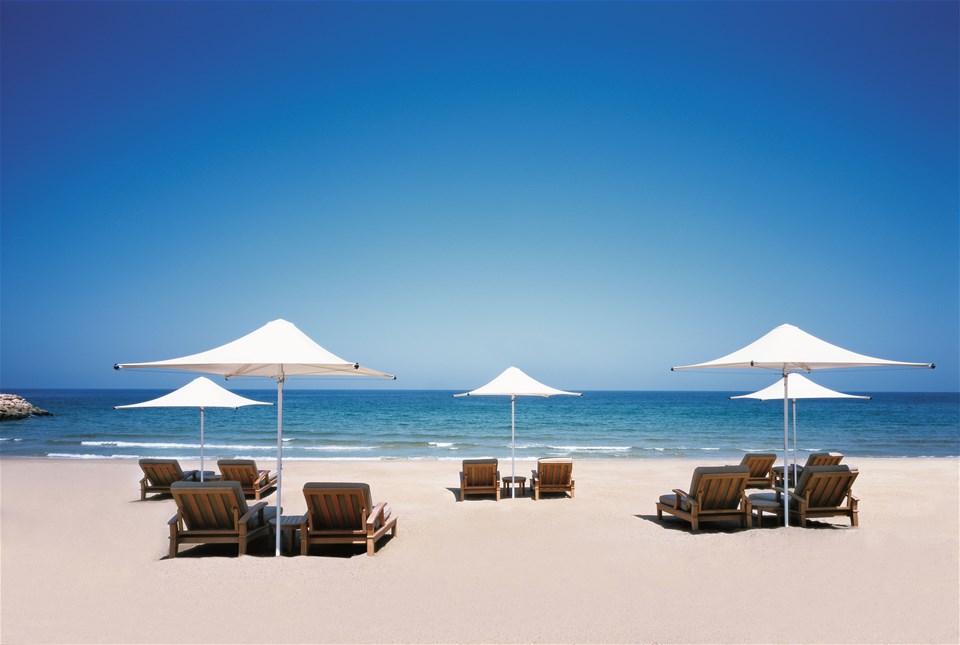 Oman's Beach & Mountains