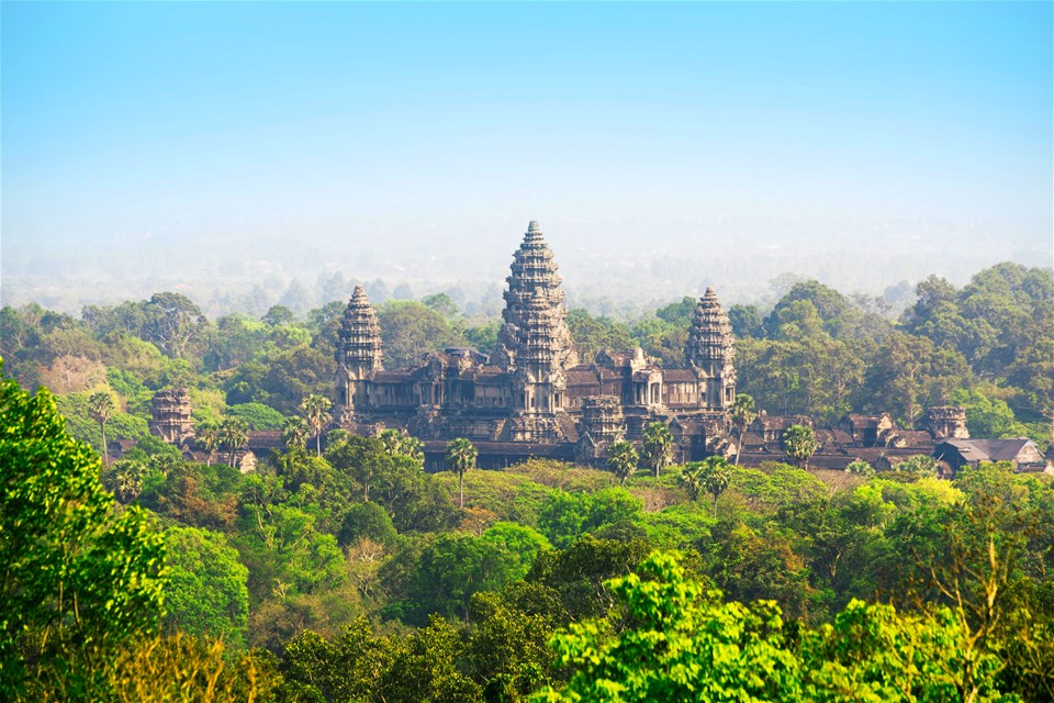 Vietnam & Angkor Premium Adventure