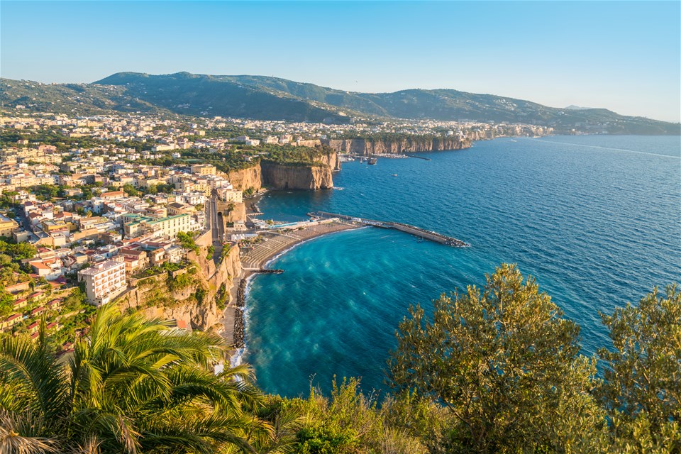 Italy's Cities & Sorrento by Rail