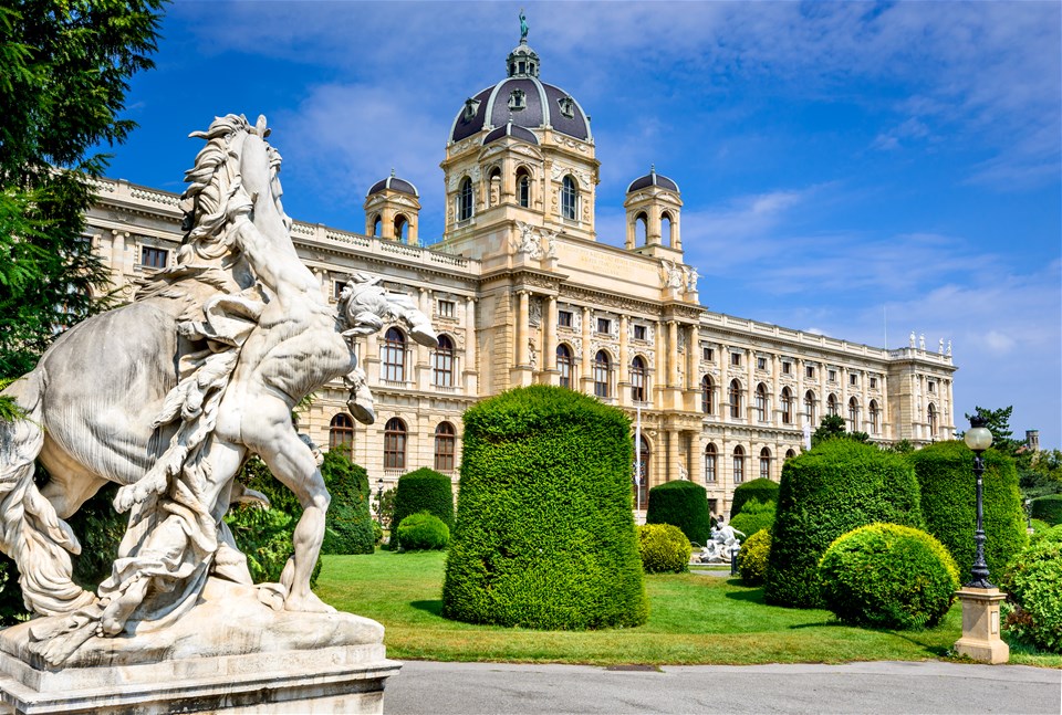 Vienna's Music, Masterpieces & Museums