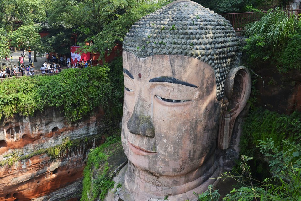 Emei Mountain & Leshan Giant Buddha