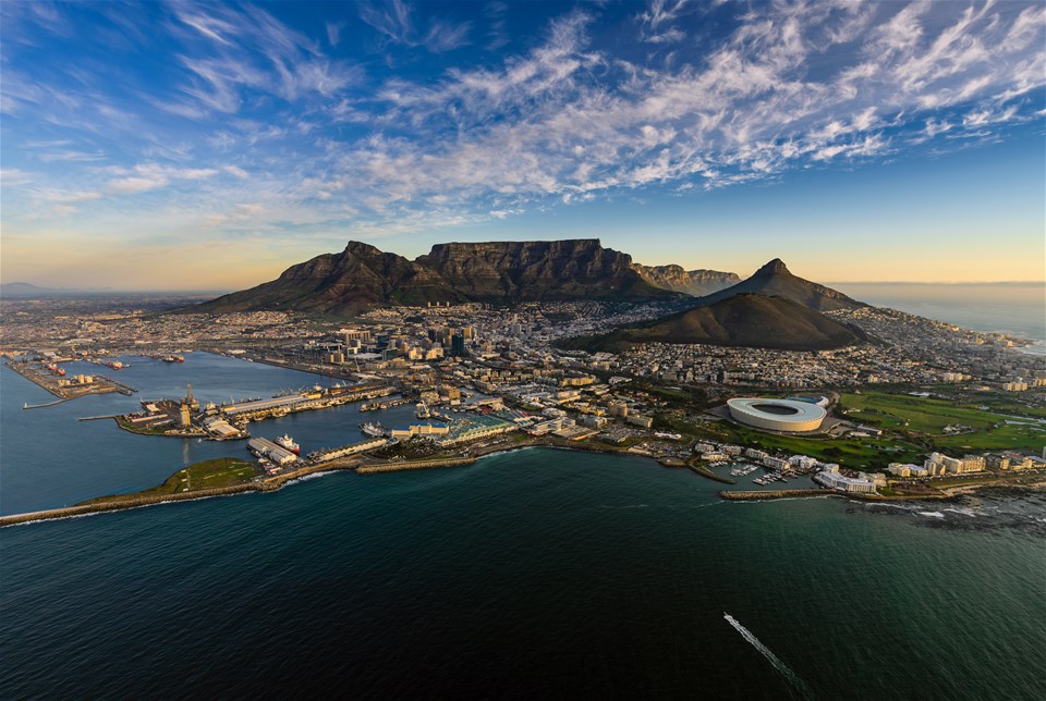 Private Robben Island & City Tour