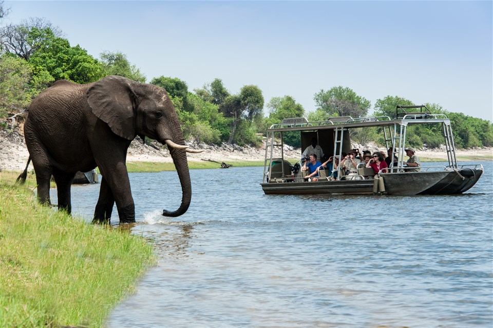 Victoria Falls By Luxury Rail & River Cruise