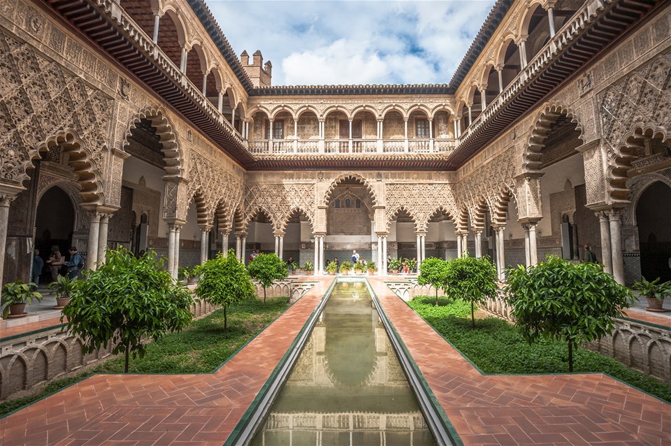 Alcazar of Seville Guided Tour with Skip the Line Ticket