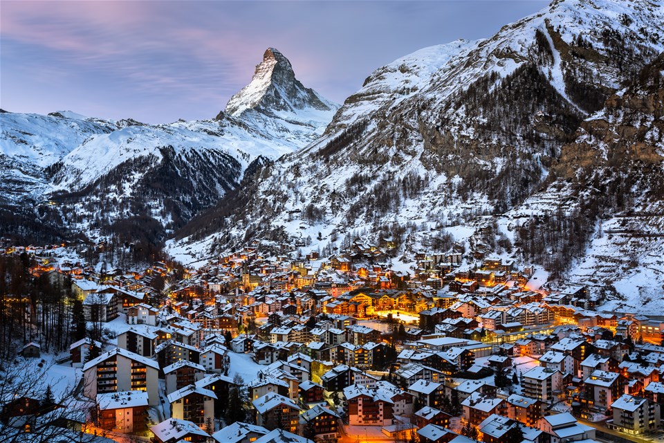 Switzerland's Mountains, Lakes & Winter Magic