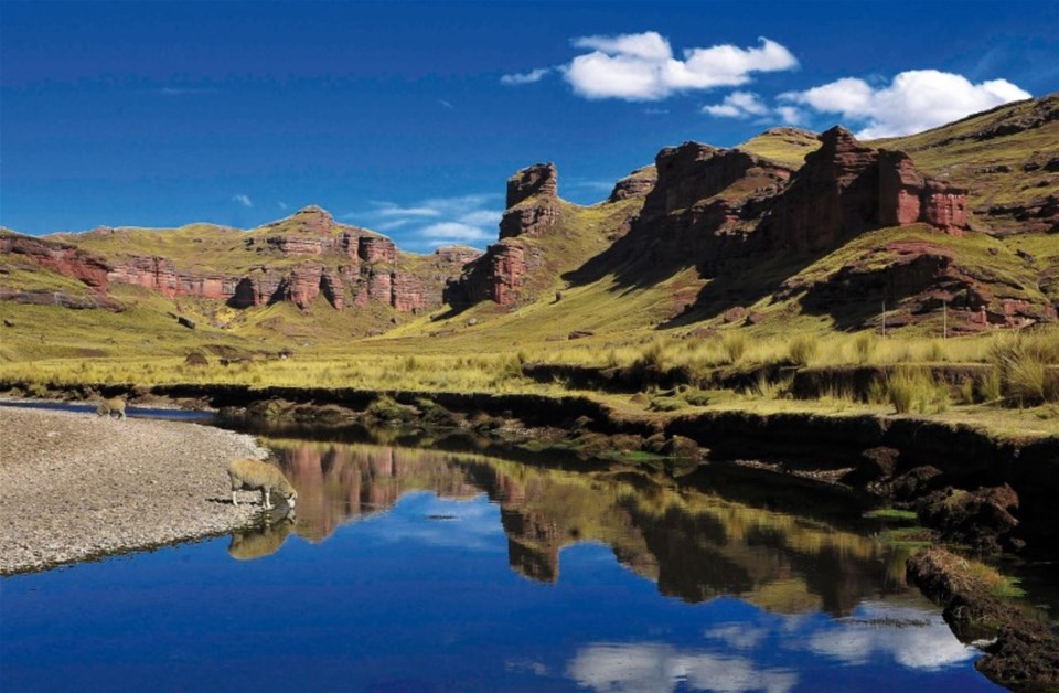 The Altiplano Path from Cusco to Lake Titicaca