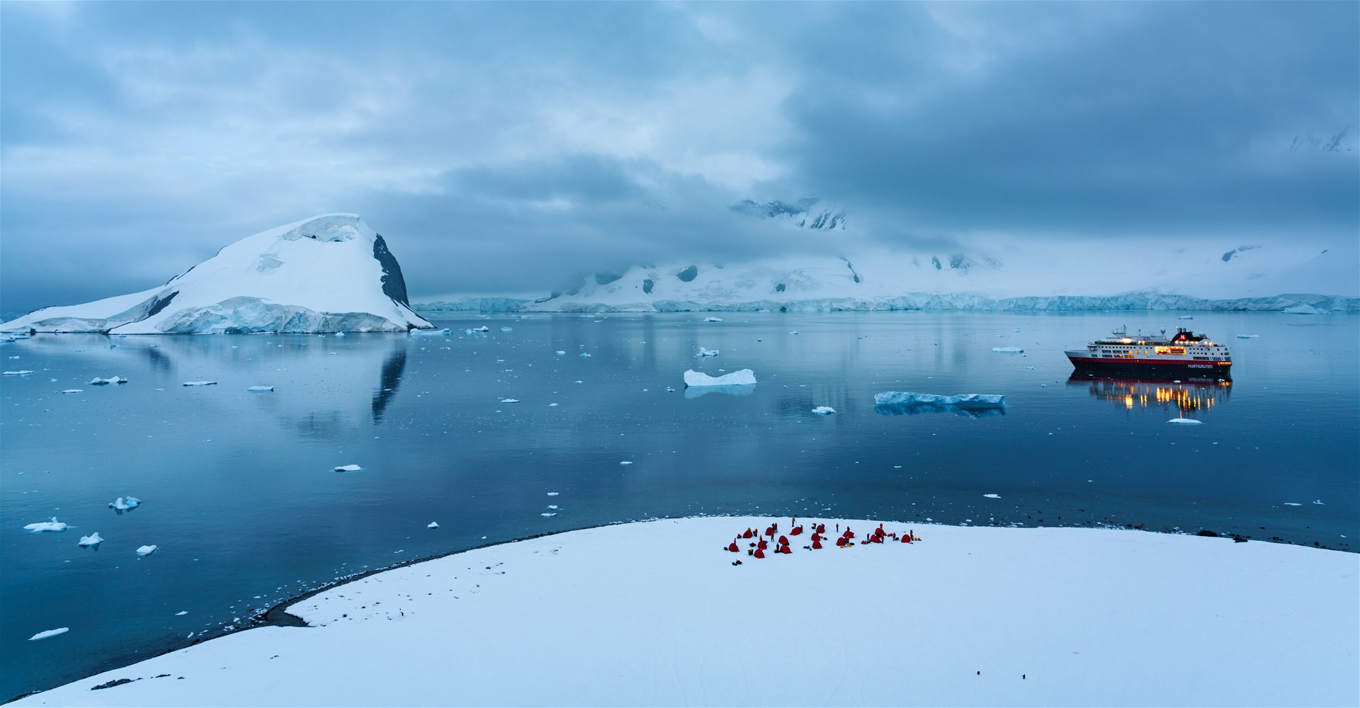 Explore with HX Hurtigruten Expeditions