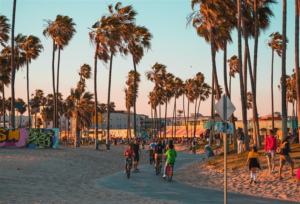 Santa Monica & Venice Beach Bike Tour