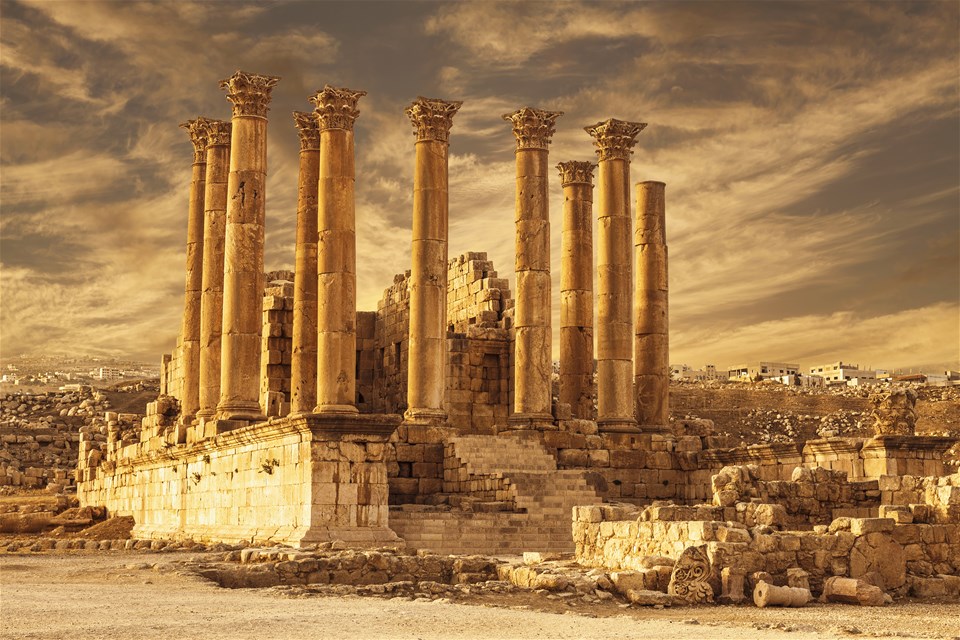 Jordan's Ancient Treasures & Natural Wonders