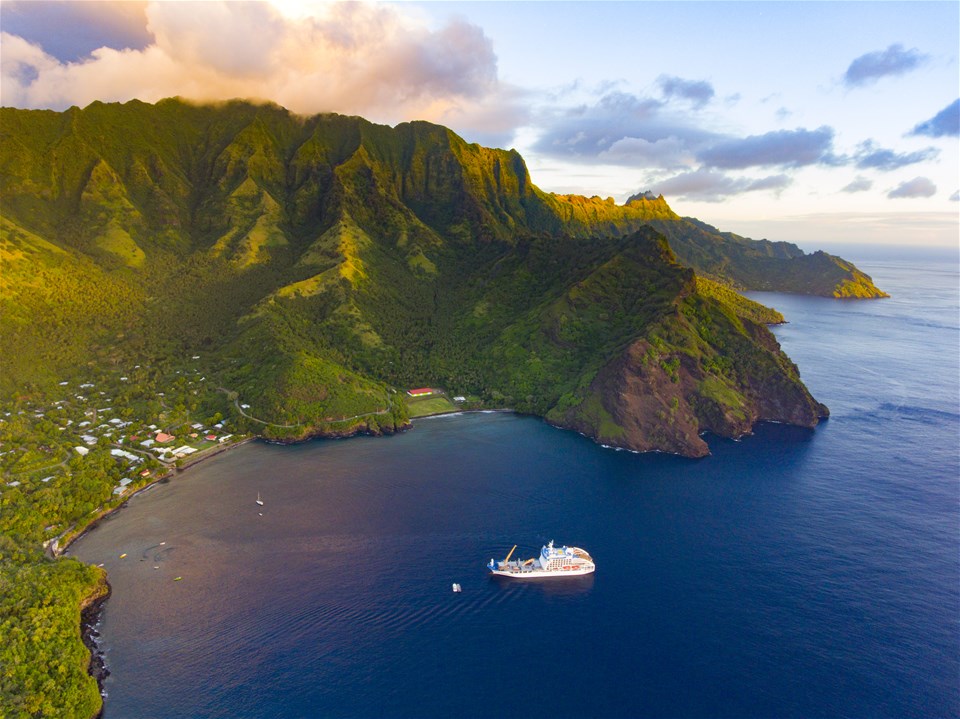 San Francisco & the Beauty of Marquesas