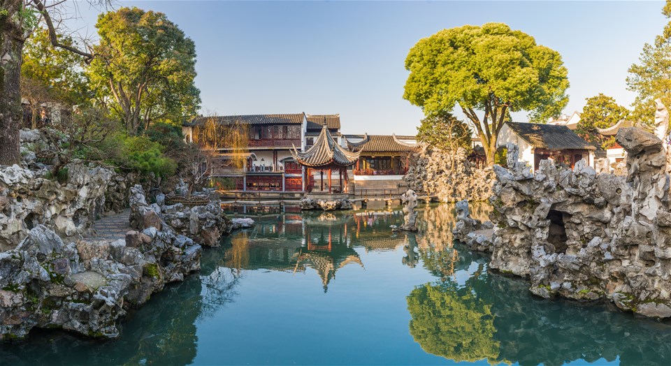 The Water Towns of Hangzhou & Suzhou