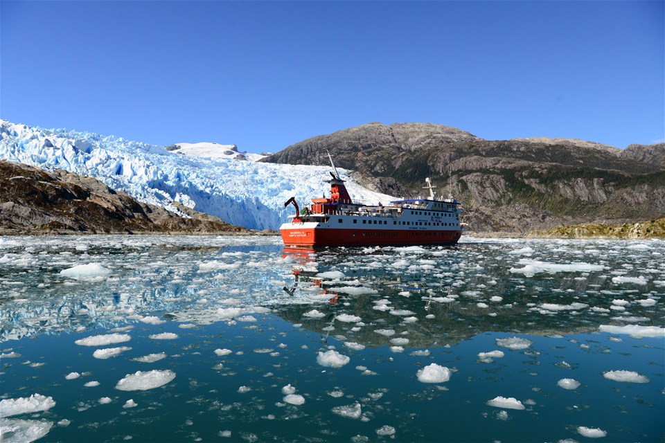 Southern Patagonian Ice Field Cruise with Skorpios