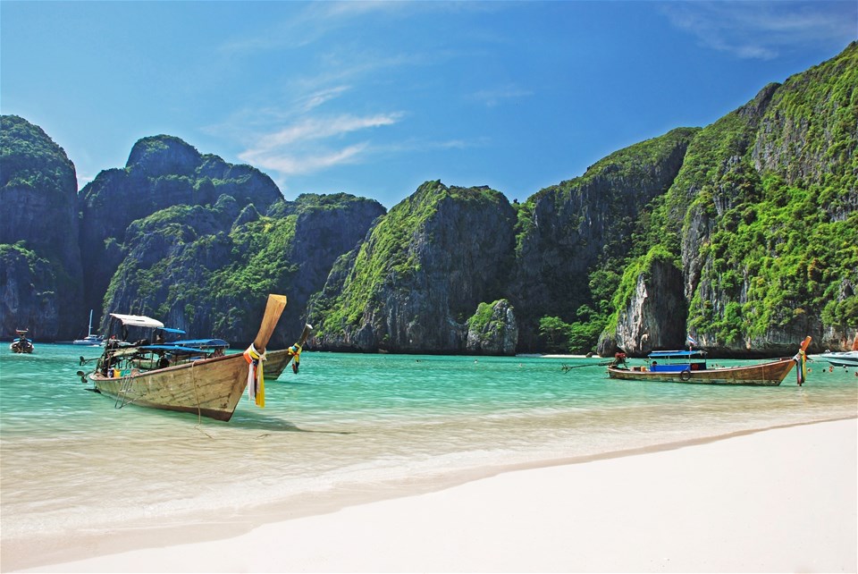 Phuket & Koh Phi Phi's Best Beaches