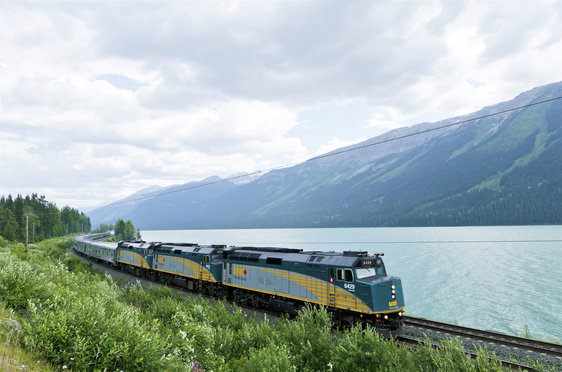Explore Canada: Train Map & Routes