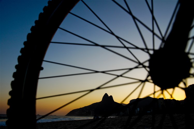 Bike Tour of Rodrigo de Freitas Lagoon and Beaches